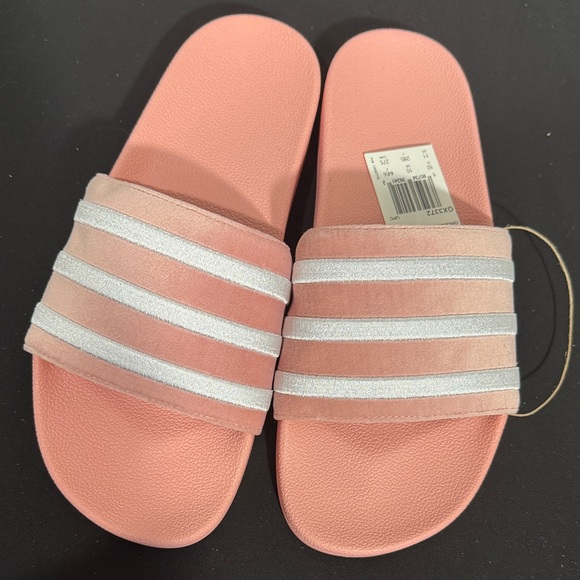 NWT Adidas Adilette Pink Slides - Picture 1 of 6